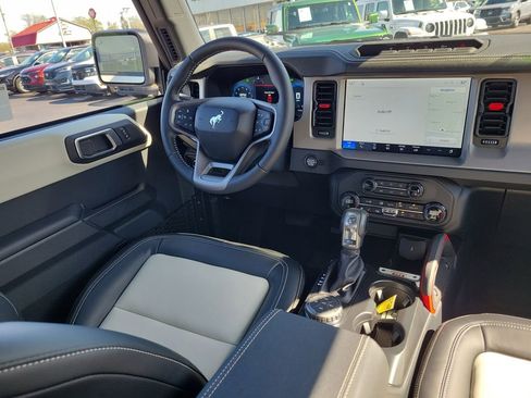 New 2026 Ford Bronco Outer Banks image 13