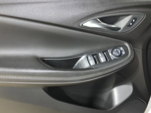 Used 2024 Buick Encore GX Sport Touring image 12