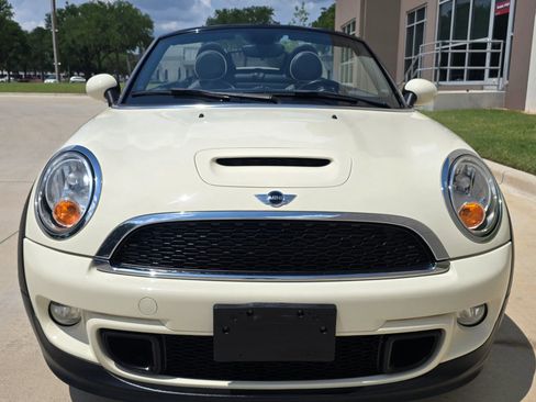 Used 2014 MINI Cooper Roadster S FWD image 2
