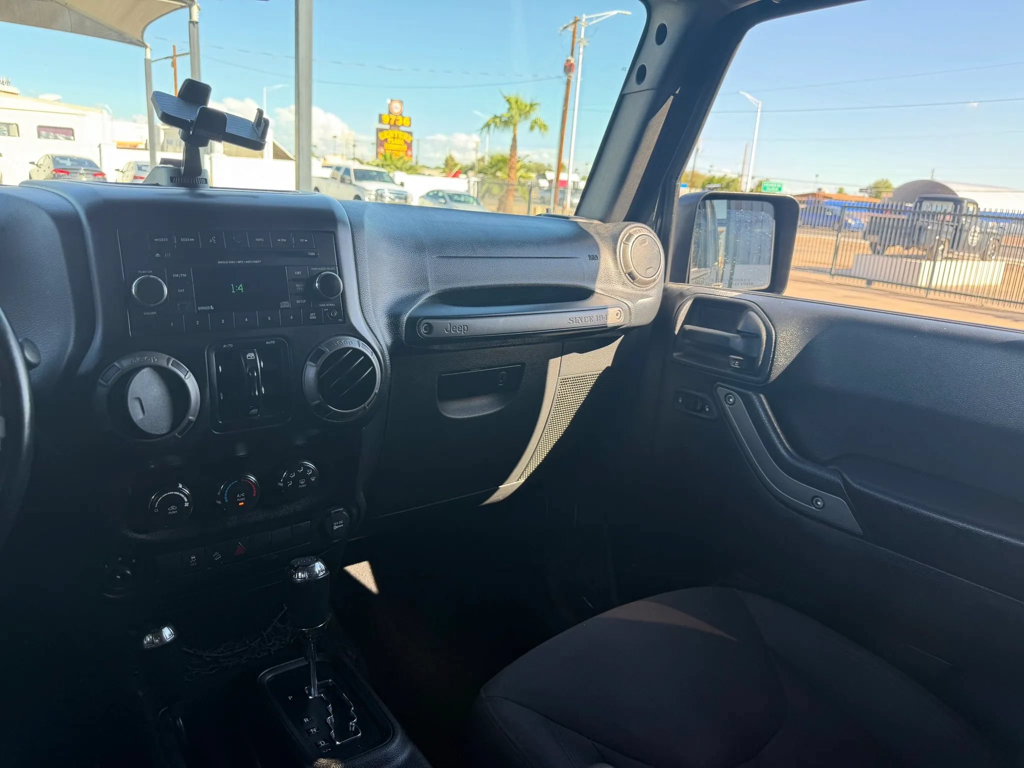 Used 2016 Jeep Wrangler Unlimited Sport w/ Quick Order Package 24S AWD/4WD image 17