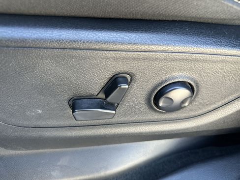 Used 2024 RAM 1500 Big Horn RWD image 14