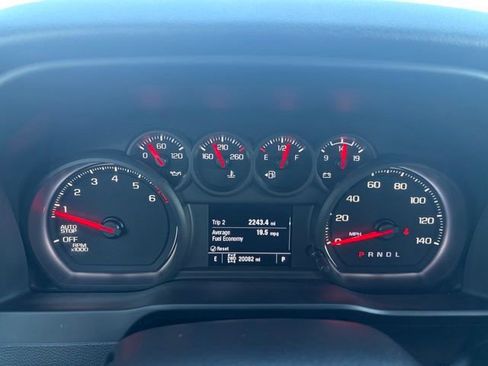 Used 2022 Chevrolet Silverado 1500 Custom image 16