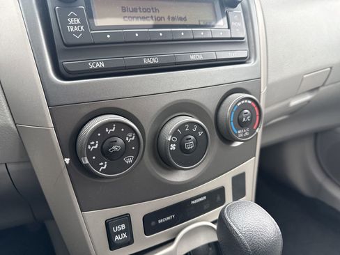 Used 2012 Toyota Corolla LE w/ Premium Pkg image 21