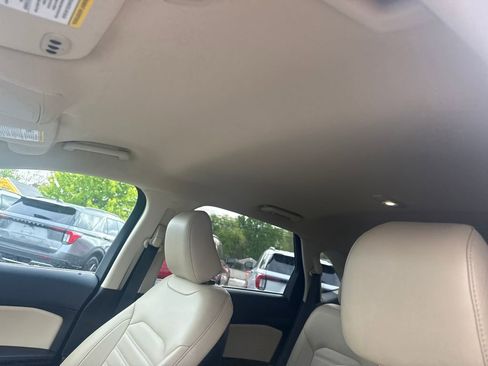 Used 2020 Ford Edge SEL w/ Convenience Package AWD/4WD image 14
