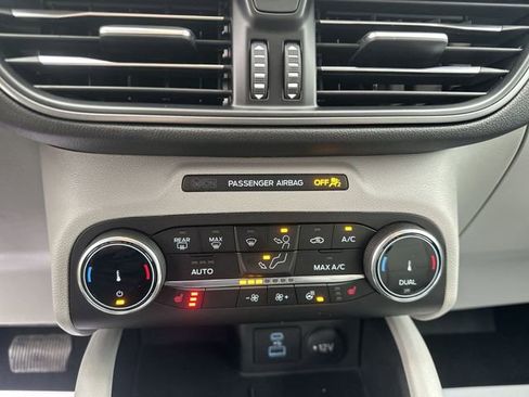 Used 2023 Ford Escape Active AWD/4WD image 18