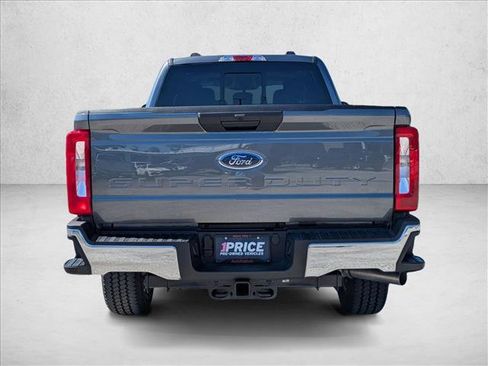 Certified 2026 Ford F250 XLT w/ FX4 Off-Road Package AWD/4WD image 6