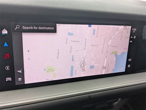 Used 2024 Porsche Cayenne image 25