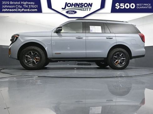 Certified 2025 Ford Expedition Tremor AWD/4WD image 31