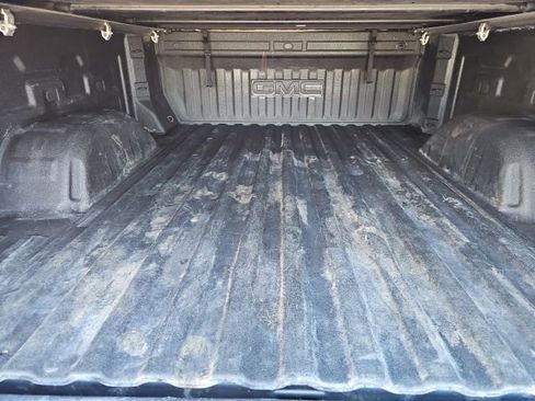 Used 2021 GMC Sierra 1500 SLE w/ X31 Off-Road Package image 9