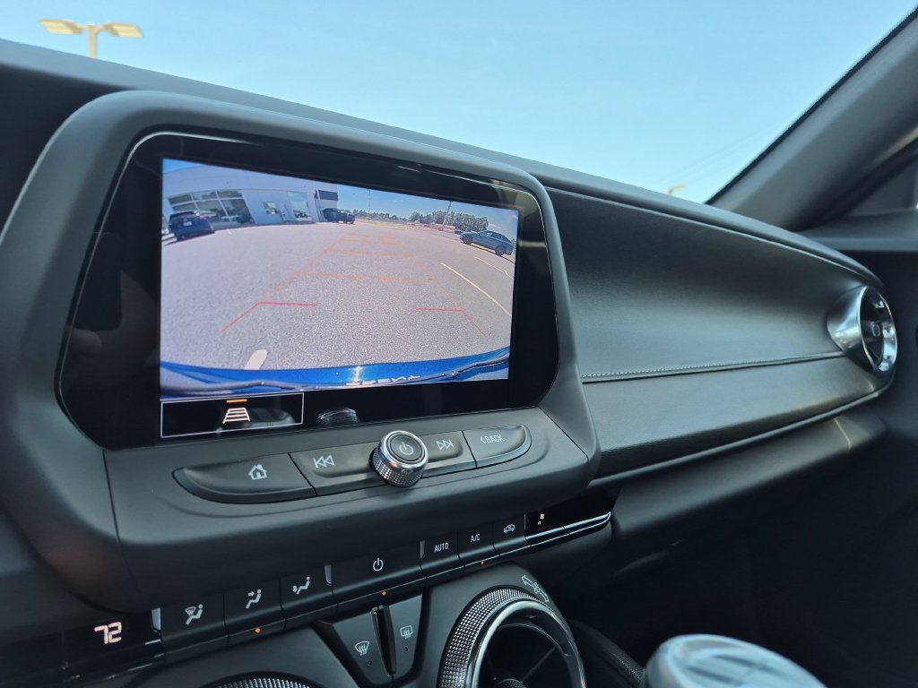 Used 2021 Chevrolet Camaro SS RWD image 21