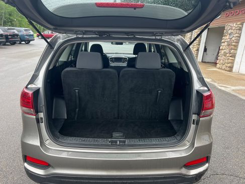 Used 2019 Kia Sorento AWD image 20