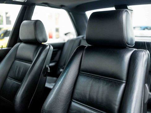 Used 1990 BMW M3 Coupe RWD image 43