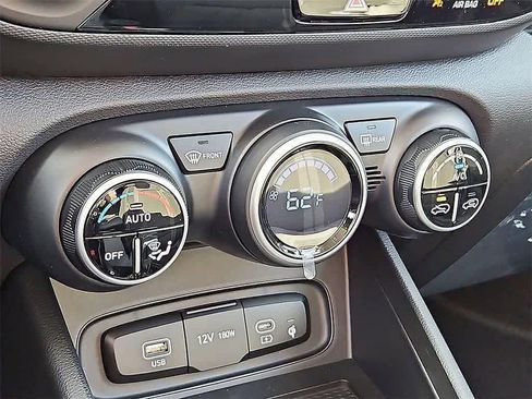 New 2026 Hyundai Venue SEL FWD image 21