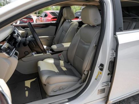 Used 2017 Cadillac XTS Luxury w/ Driver Awareness Package image 4