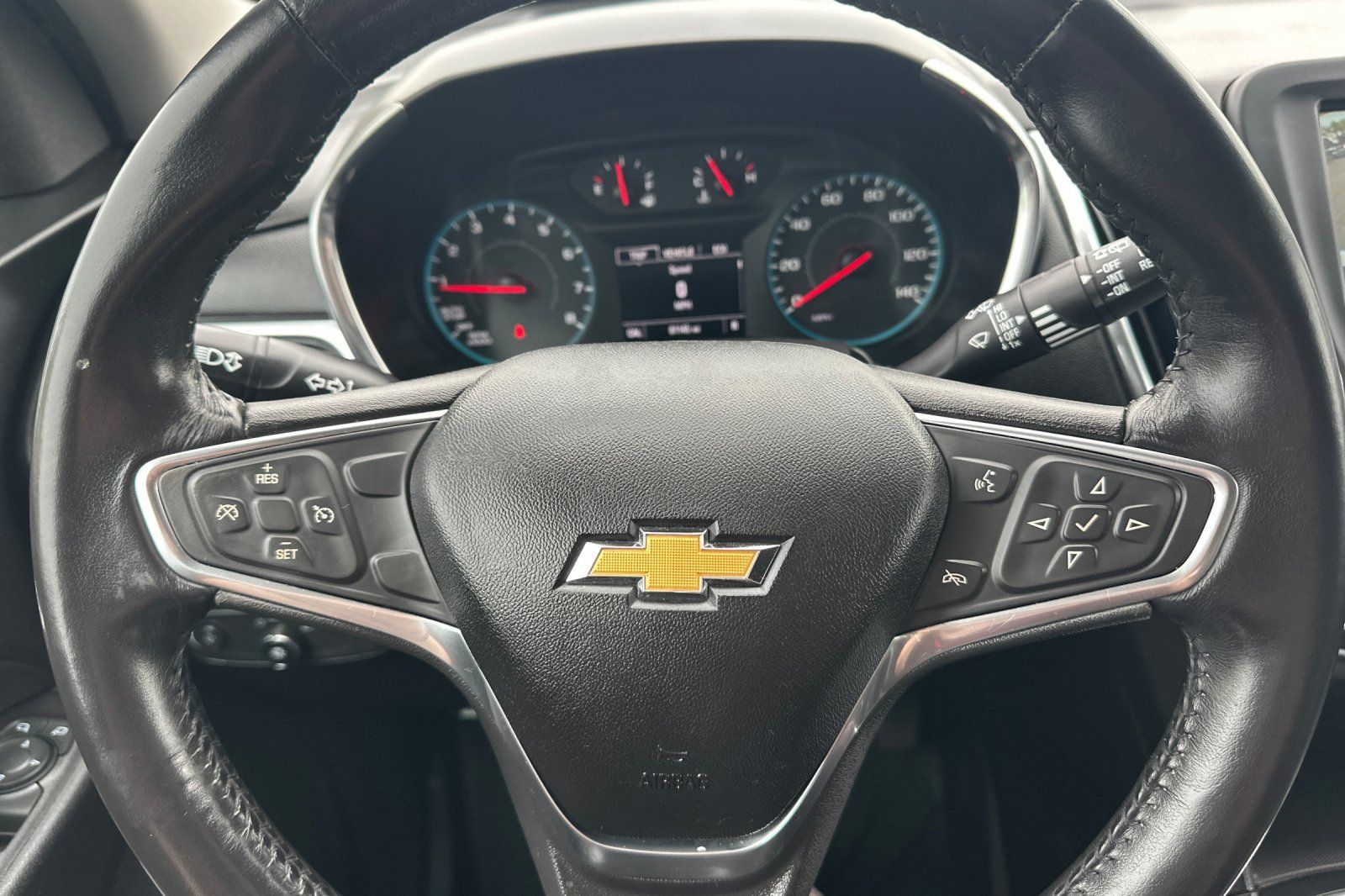 Used 2018 Chevrolet Equinox LT FWD image 26
