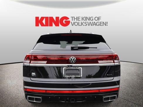 Certified 2026 Volkswagen Atlas Cross Sport SEL Premium R-Line AWD/4WD image 4