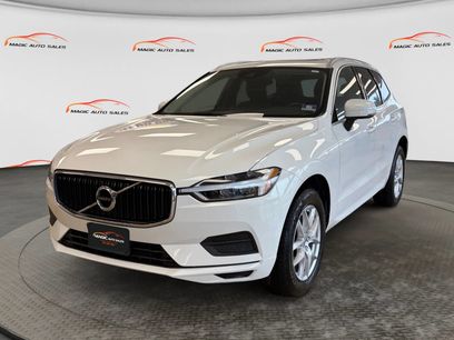 Used 2020 Volvo XC60 T5 Momentum
