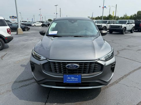Certified 2023 Ford Escape Active AWD/4WD image 21