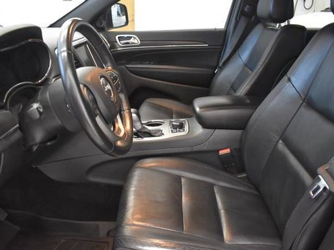 Used 2018 Jeep Grand Cherokee Limited AWD/4WD image 21