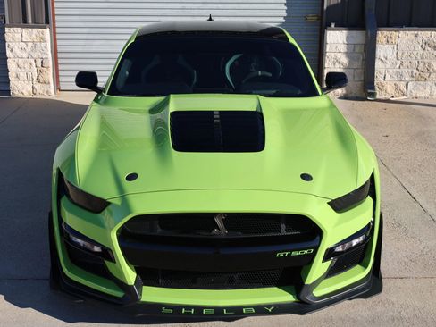 Used 2020 Ford Mustang Shelby GT500 w/ Technology Package image 12