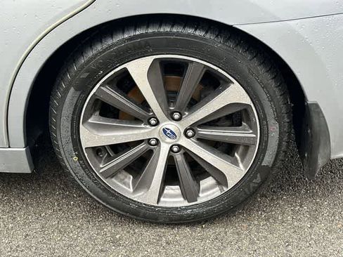Used 2017 Subaru Legacy 2.5i Limited image 5