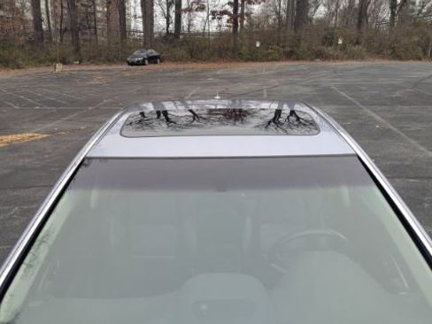 Used 2012 Acura TL w/ Technology Package image 16