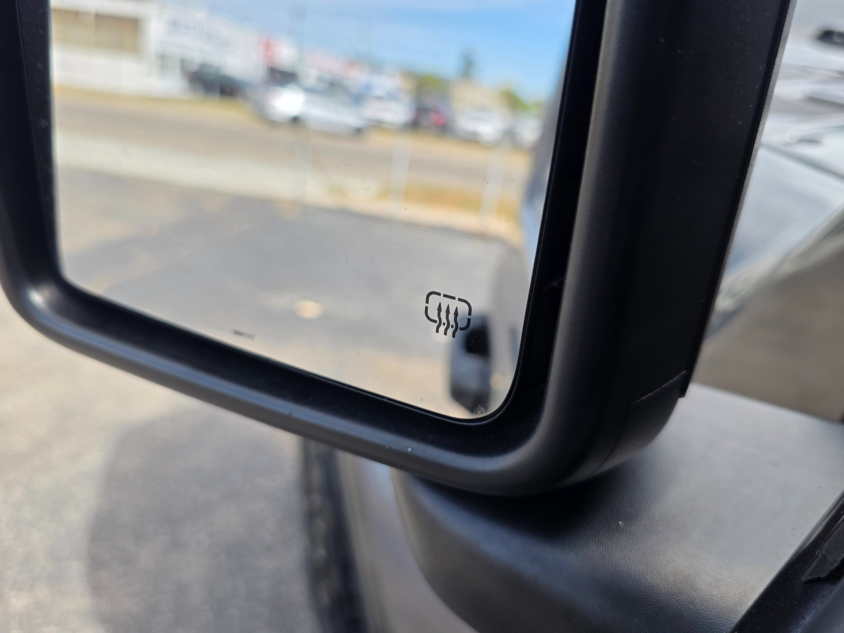 Used 2018 Jeep Wrangler Unlimited Rubicon w/ Dual Top Group AWD/4WD image 29