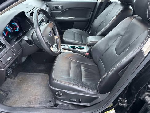 Used 2010 Ford Fusion SEL image 19