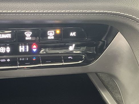 Certified 2023 Buick Envision Essence image 23