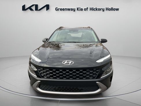 Used 2023 Hyundai Kona SEL image 2