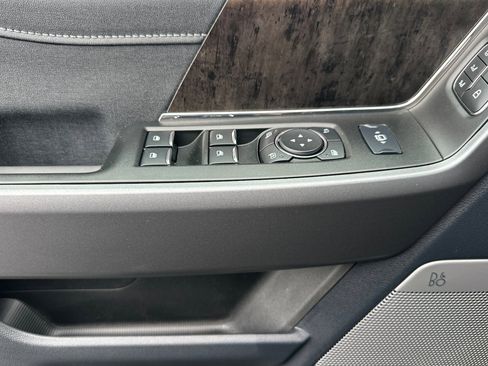 New 2025 Ford F250 Lariat w/ Black Appearance Package image 11