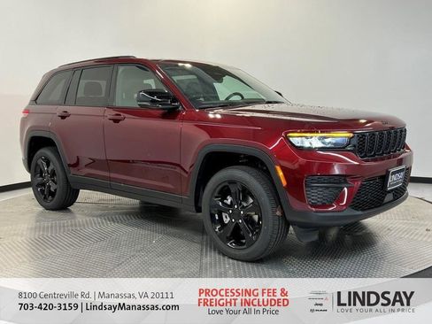 New 2025 Jeep Grand Cherokee Altitude AWD/4WD image 1