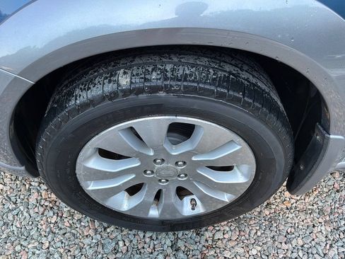 Used 2009 Subaru Outback 3.0R Limited AWD/4WD image 10