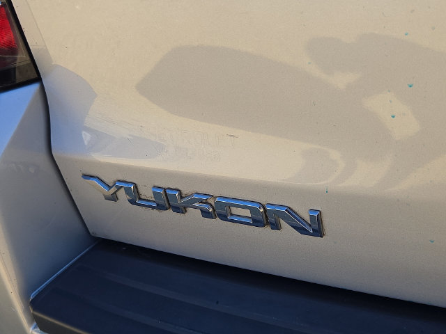 Used 2019 GMC Yukon SLT w/ Open Road Package AWD/4WD image 32