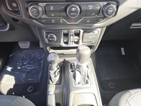 New 2026 Jeep Wrangler Unlimited Sport AWD/4WD image 15