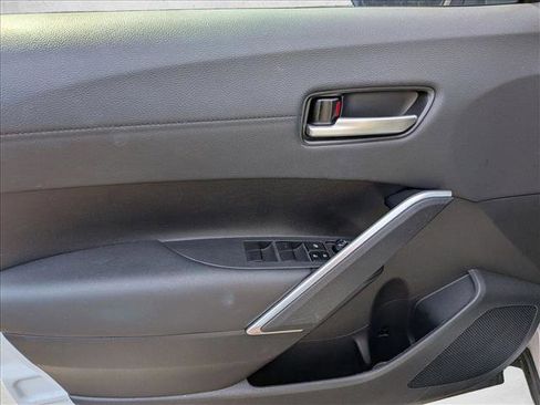 Used 2023 Toyota Corolla Cross AWD Hybrid w/ Convenience Package image 10
