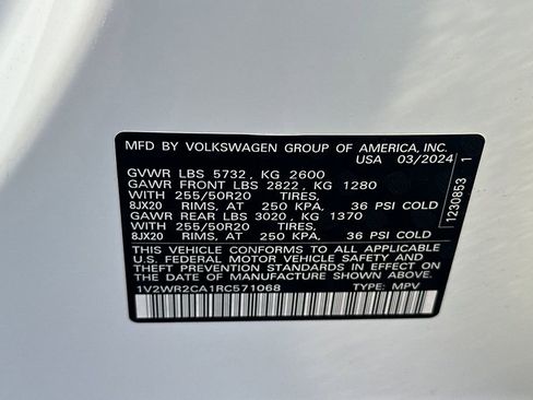 Used 2024 Volkswagen Atlas SE image 33