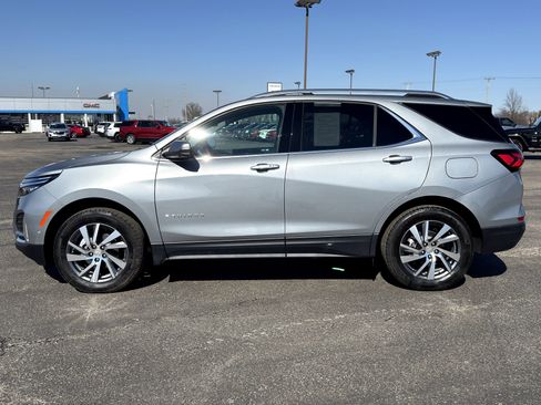 Used 2024 Chevrolet Equinox Premier image 6