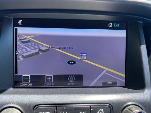 Used 2018 Chevrolet Colorado Z71 w/ Z71 Midnight Edition AWD/4WD image 19