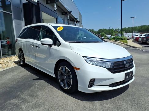 Used 2023 Honda Odyssey Elite image 8
