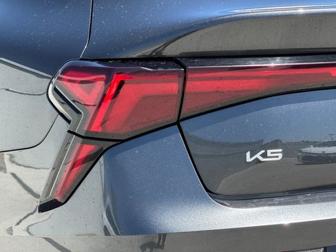 Used 2025 Kia K5 LXS FWD image 12