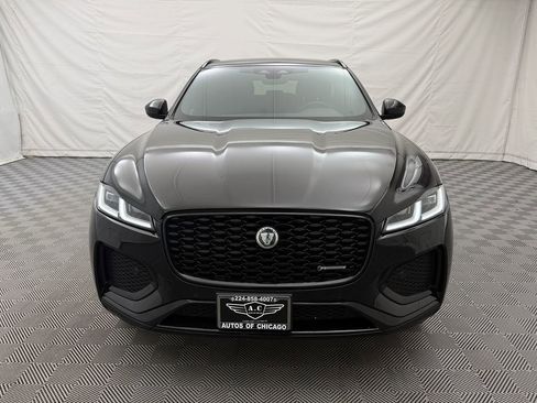 Used 2025 Jaguar F-PACE R-Dynamic S image 3