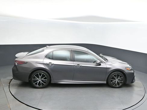 Used 2023 Toyota Camry SE image 36