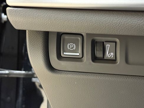 Certified 2024 Cadillac XT4 Sport image 30