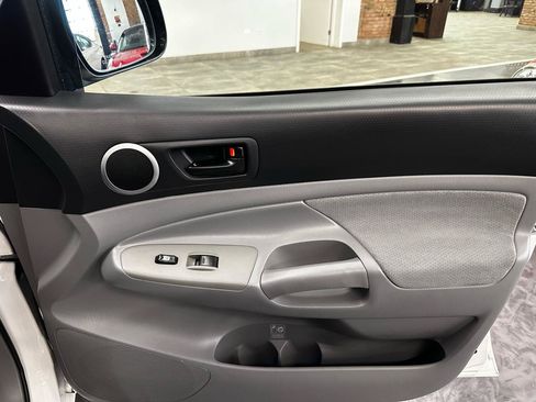 Used 2006 Toyota Tacoma 2WD Access Cab image 15