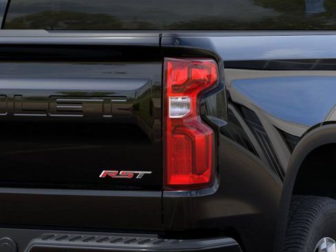 New 2026 Chevrolet Silverado 1500 RST w/ Z71 Off-Road Package AWD/4WD image 11