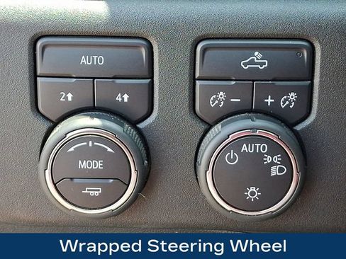 Used 2023 Chevrolet Silverado 1500 LT w/ Protection Package AWD/4WD image 9