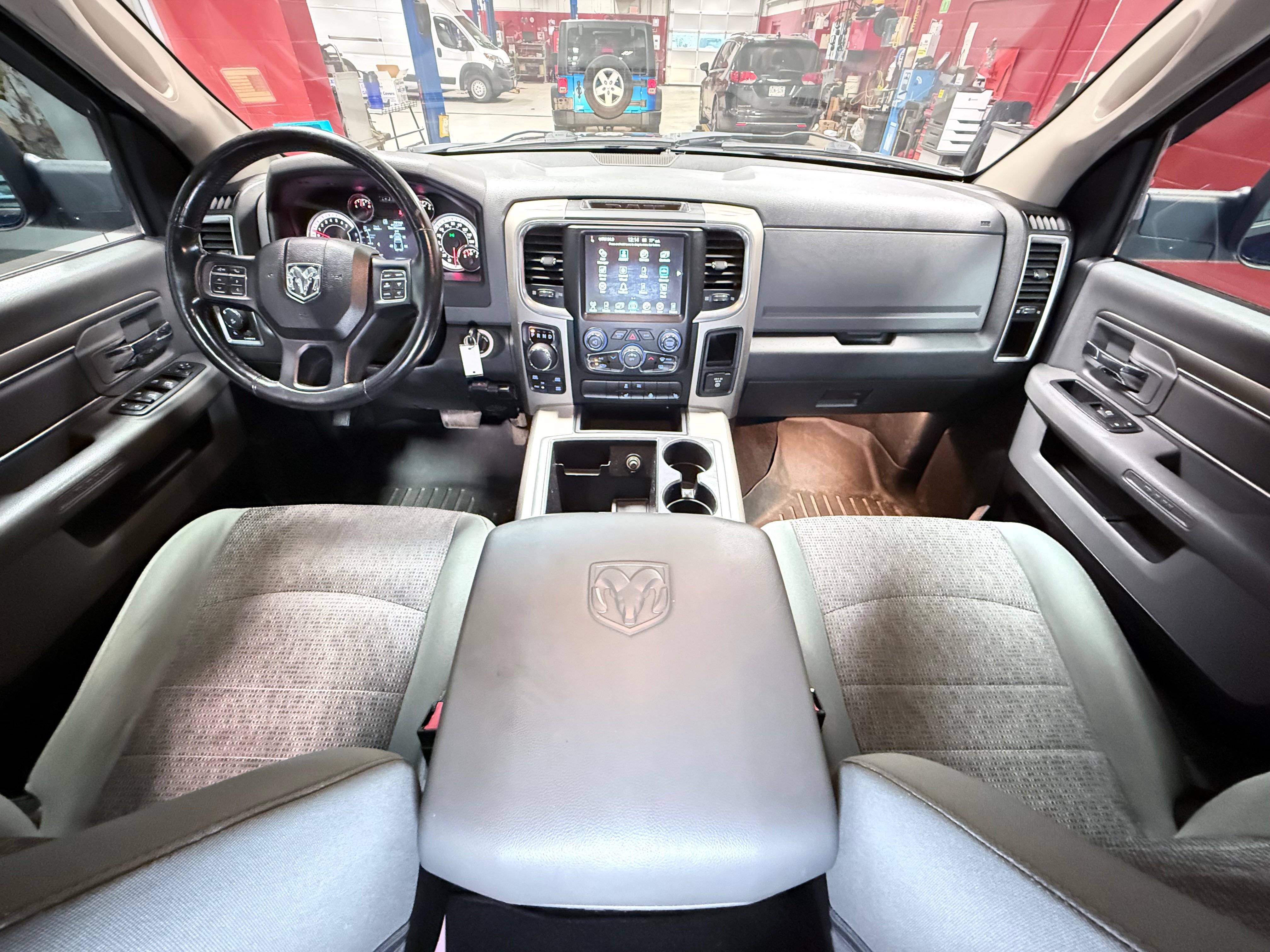 Used 2015 RAM 1500 Big Horn AWD/4WD image 18