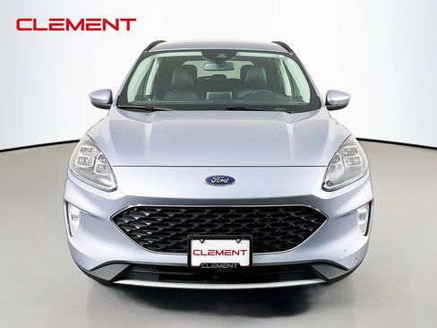 Used 2022 Ford Escape Titanium AWD/4WD image 3