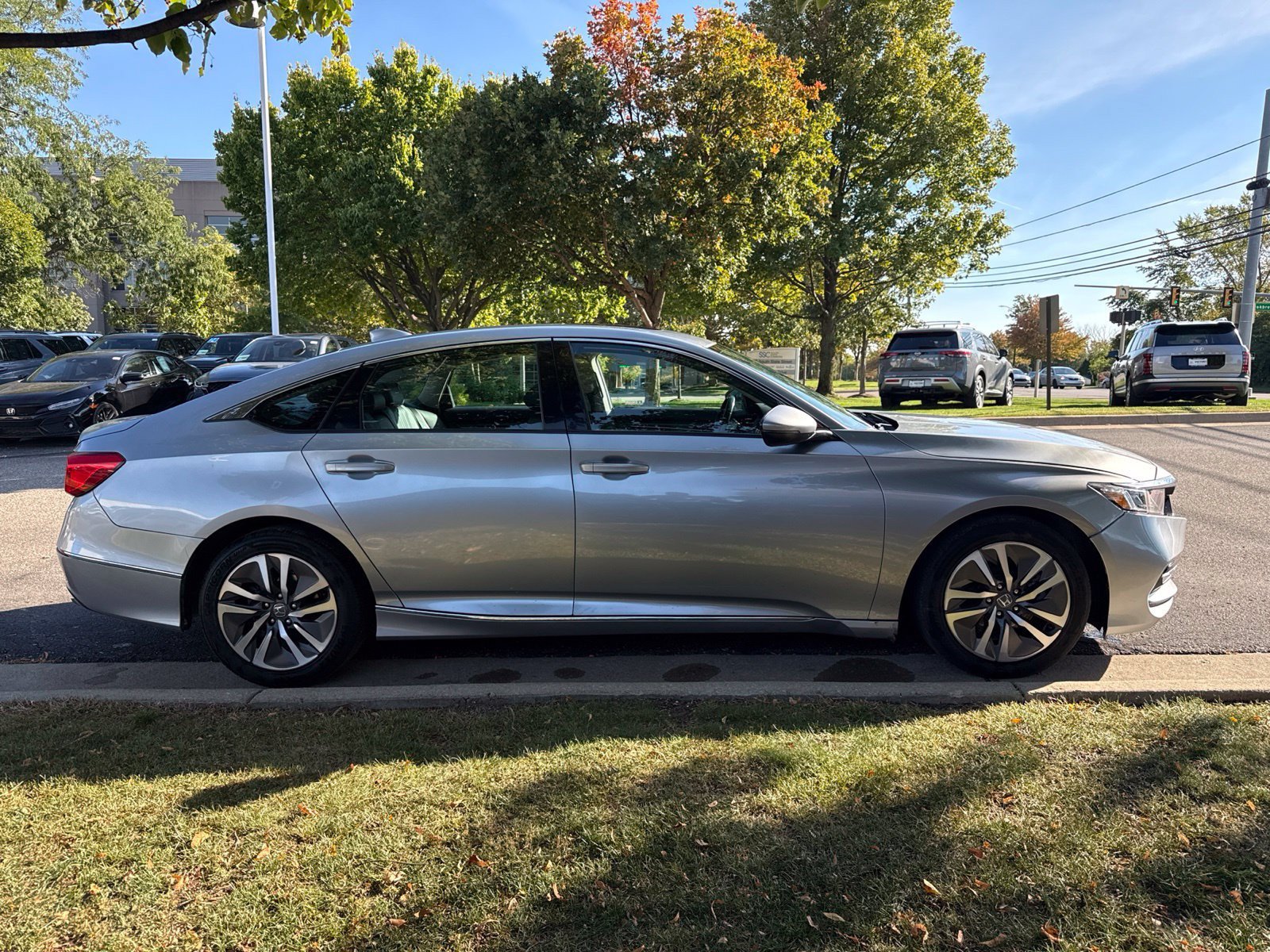 Used 2019 Honda Accord EX-L image 8